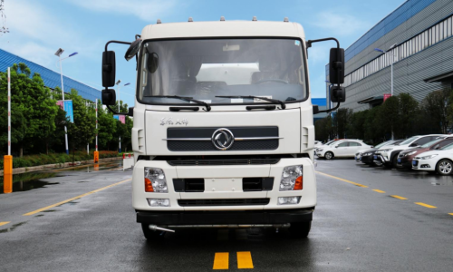 東風(fēng)天錦純電動11噸灑水車